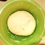 aufgegangener Grittibänz-Teig aus der Van Küche von Vroni's Vanlife