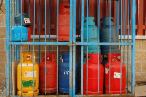 Gas Flaschen im Ausland, Erfahrungen aus Vroni's Vanlife