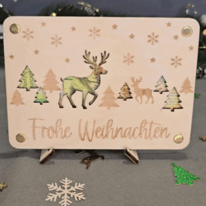 Weihnachtliches Geldgeschenk aus Holz mit Waldmotiv, Rentieren und Schriftzug "Frohe Weihnachten"